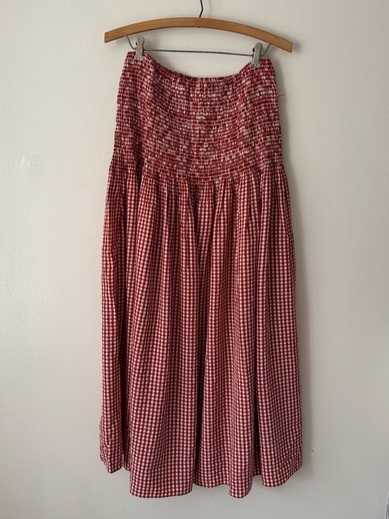 Dresses & Skirts - Red Gingham Seersucker Smocked Waist Mid-length Skirt.